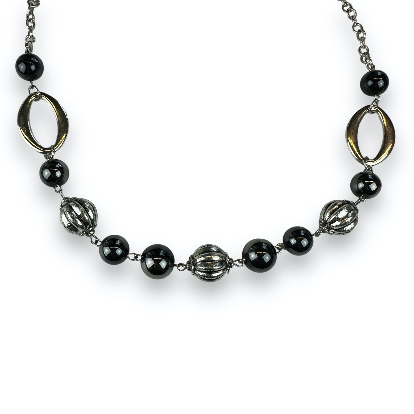 Necklace - Pearls - Silvercolored