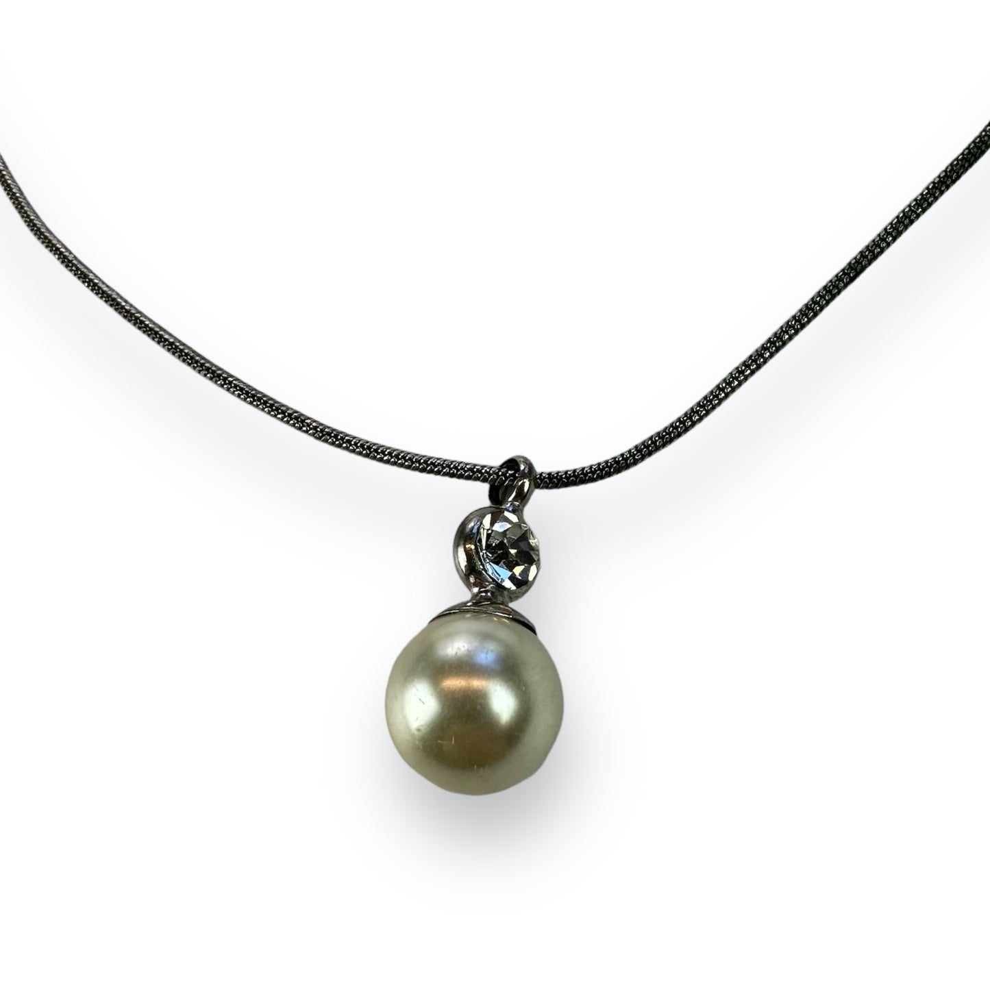 Necklace - Pearls - Silvercolored