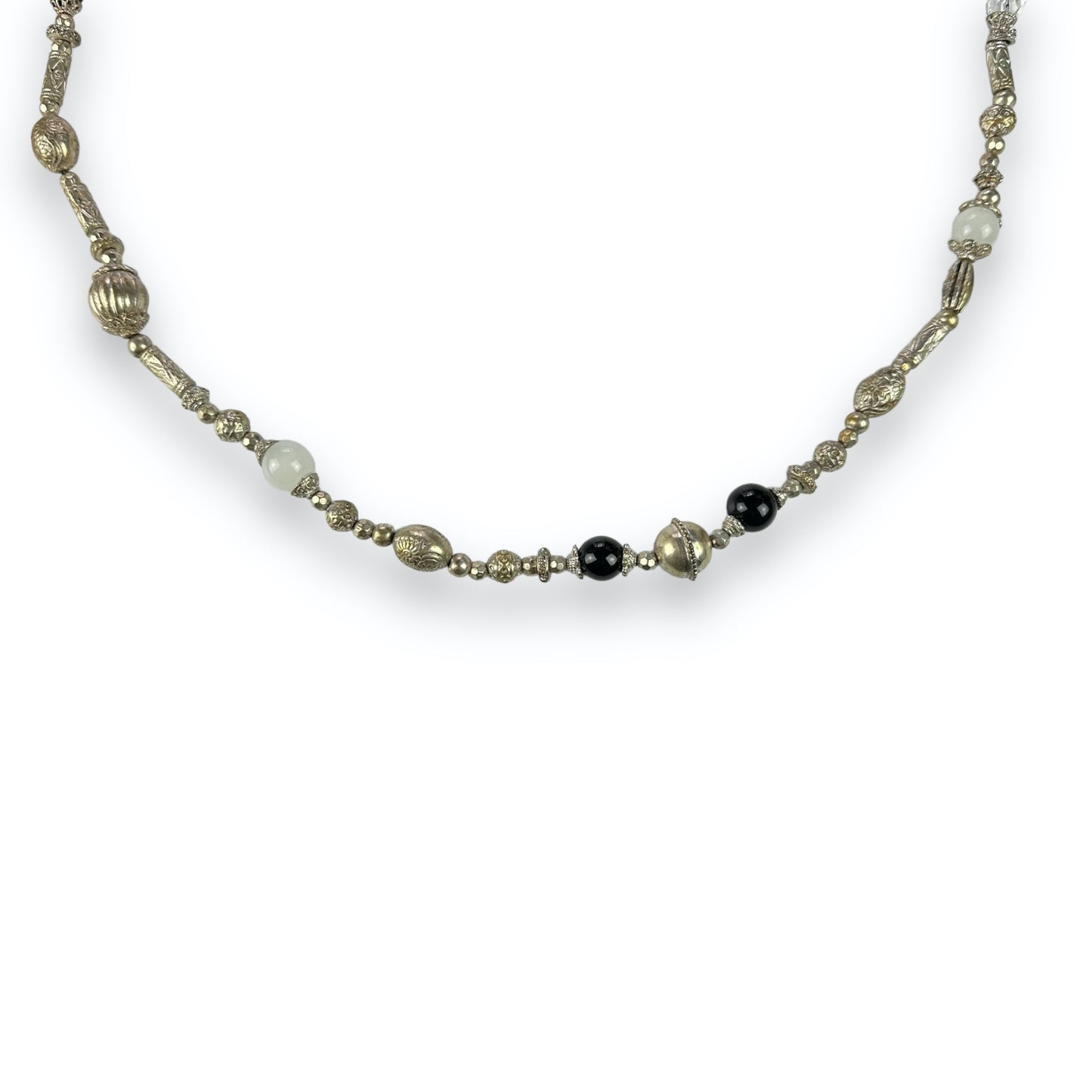 Necklace - Pearls - Silvercolored